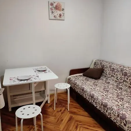 Iskrina Kucica Goc * Kamenica (Kraljevo)